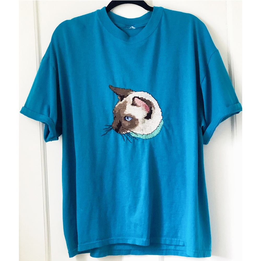 Vintage Needlepoint Cat T-shirt